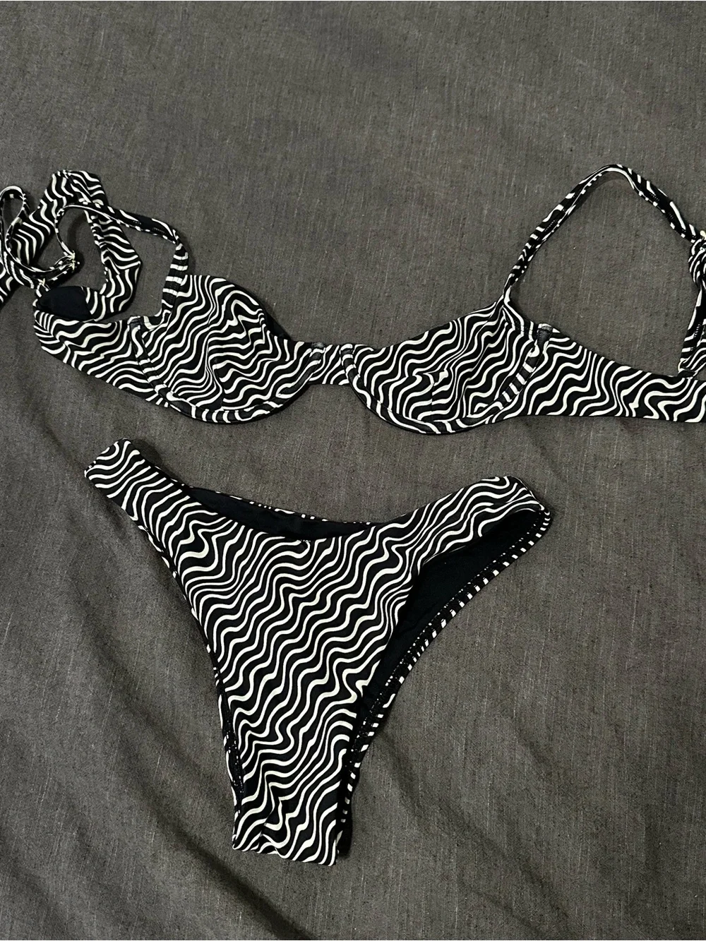Monday Swimwear Black & White Wavy Print Underwire Bikini